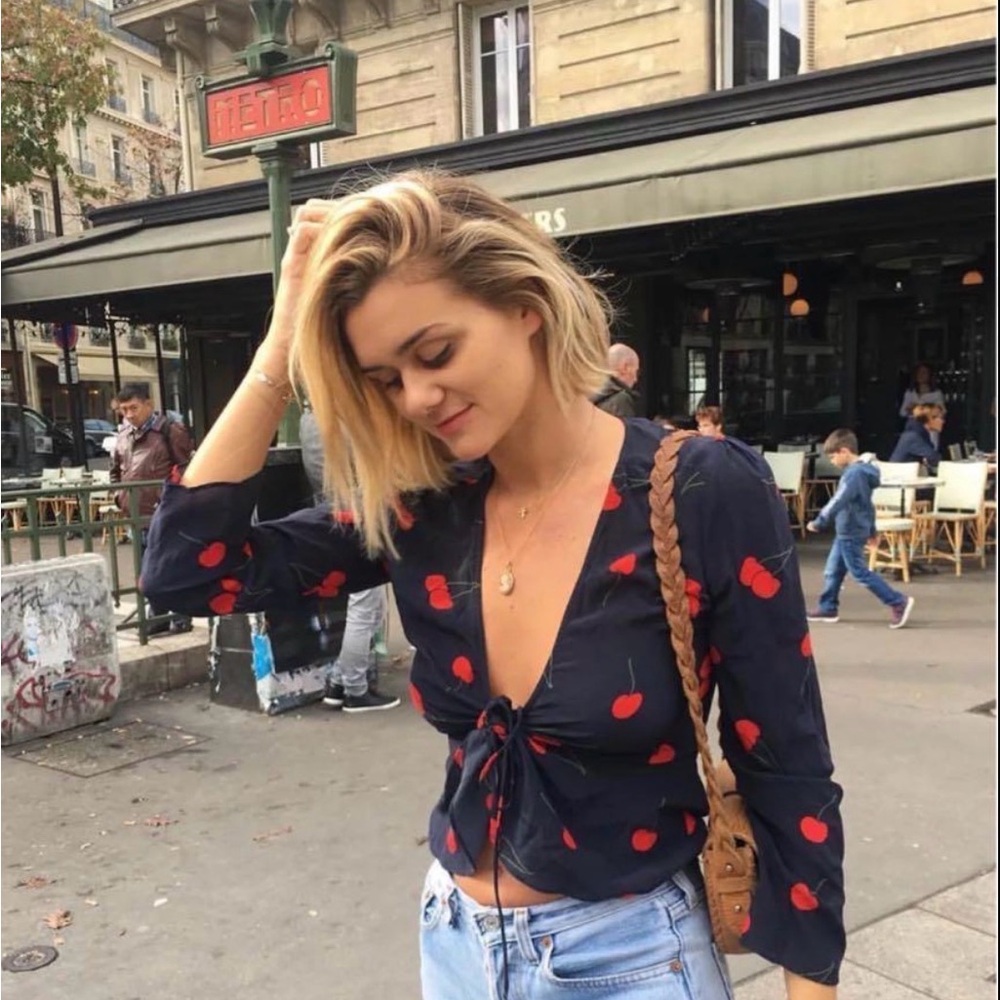 Realisation Par Navy Cherry Print Top